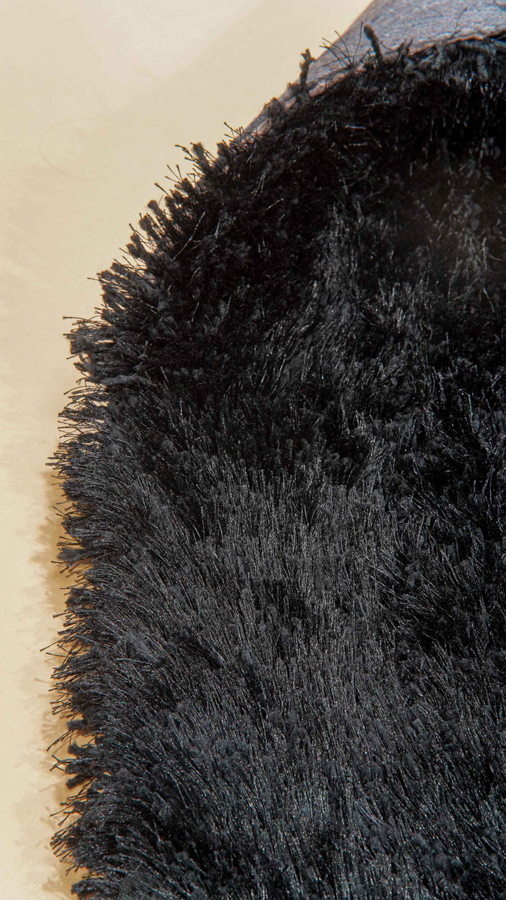 Plush Hand Tufted Shag Rug in Polyester – Solid Design