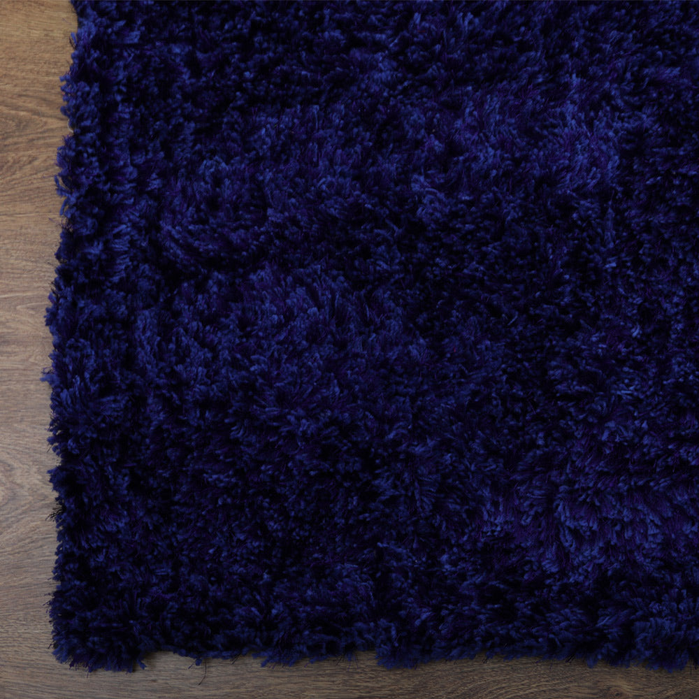 Plush Hand Tufted Shag Rug in Polyester – Solid Design