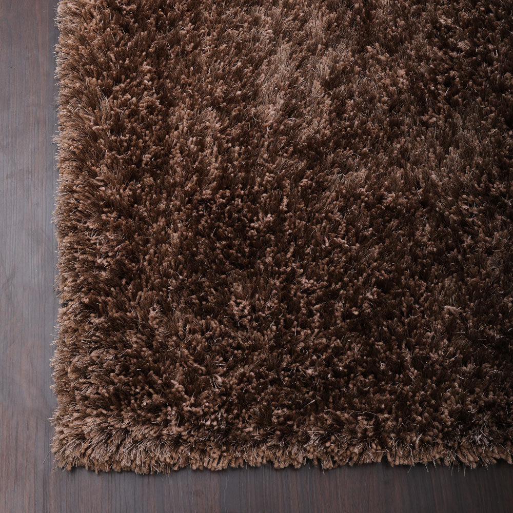 Plush Hand Tufted Shag Rug in Polyester – Solid Design