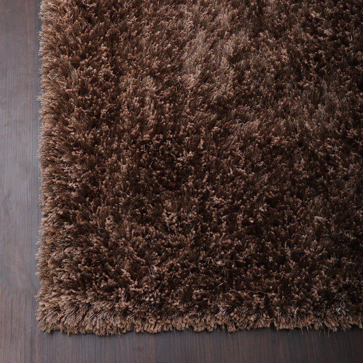 Plush Hand Tufted Shag Rug in Polyester – Solid Design
