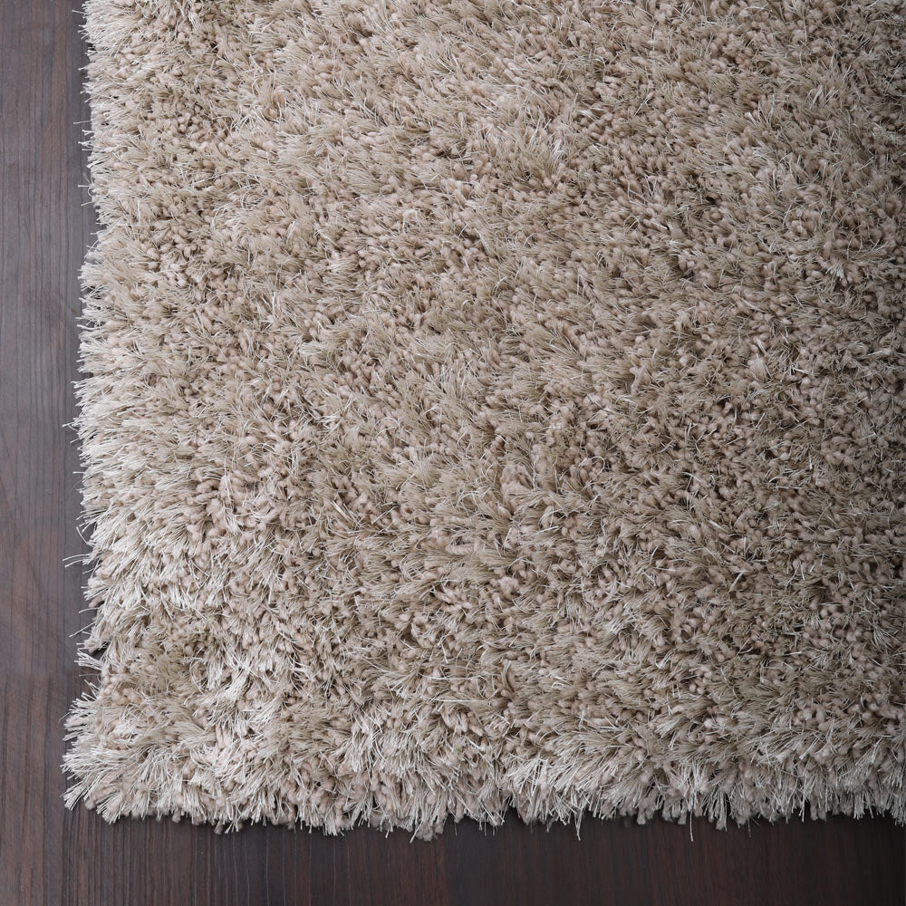 Plush Hand Tufted Shag Rug in Polyester – Solid Design