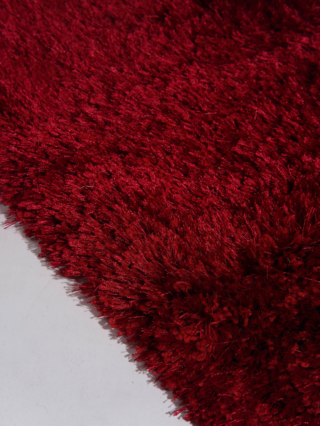 Plush Hand Tufted Shag Rug in Polyester – Solid Design