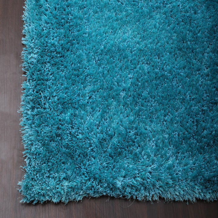 Plush Hand Tufted Shag Rug in Polyester – Solid Design