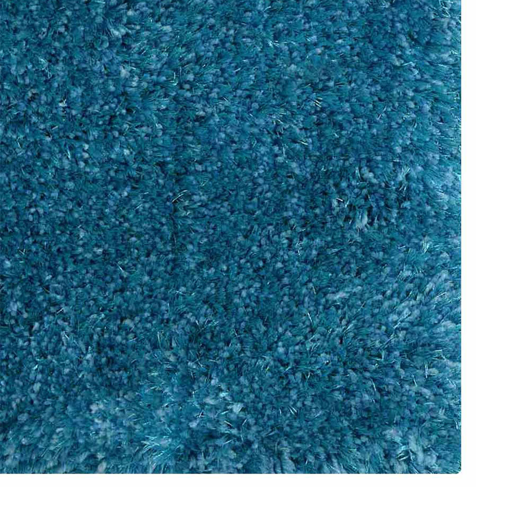 Plush Hand Tufted Shag Rug in Polyester – Solid Design