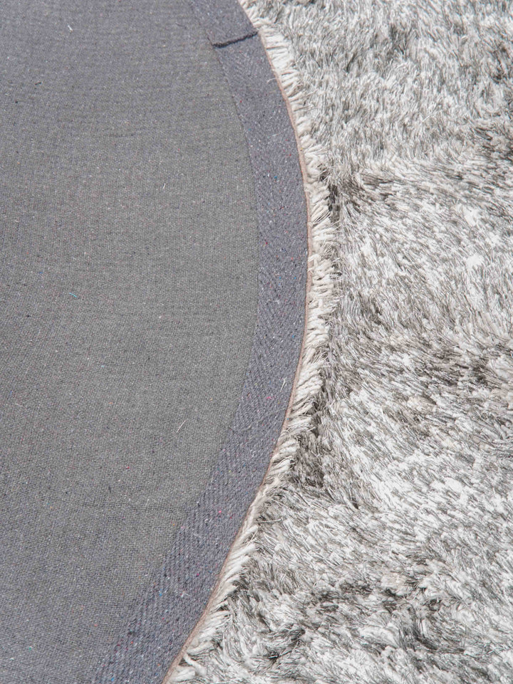 Hand Tufted Polyester Shag Rug – Solid Pattern