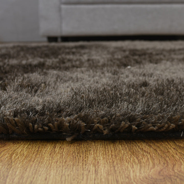 Hand Tufted Polyester Shag Rug – Solid Pattern