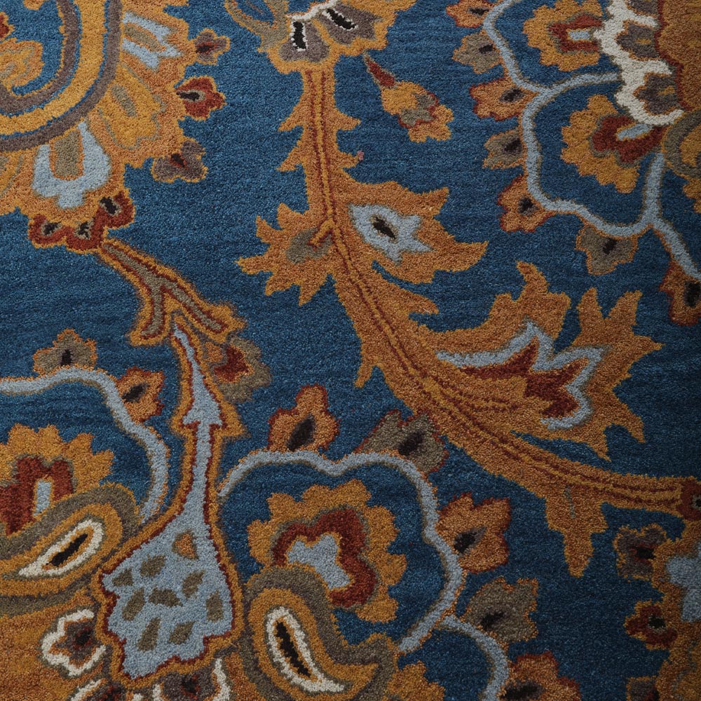 Hand Tufted Wool Floral Rug