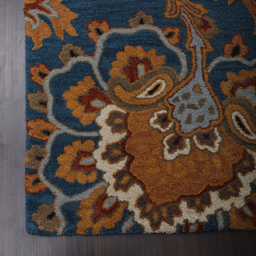 Hand Tufted Wool Floral Rug