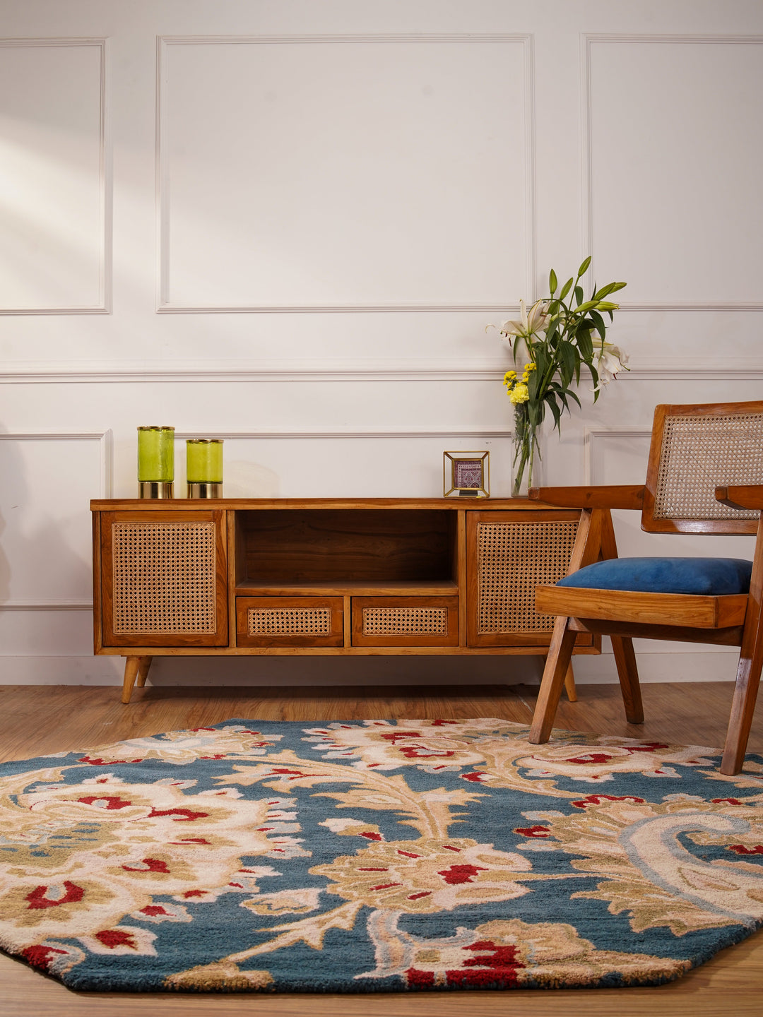 Hand Tufted Wool Floral Rug