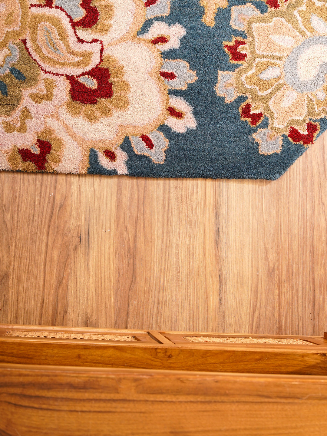 Hand Tufted Wool Floral Rug