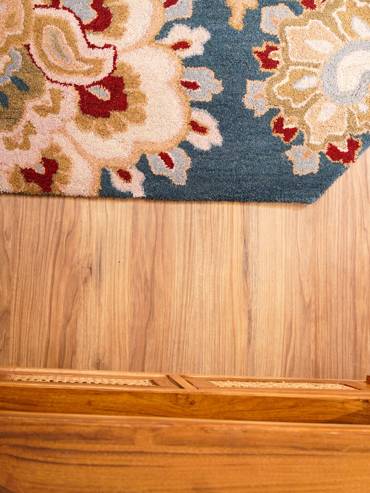 Hand Tufted Wool Floral Rug