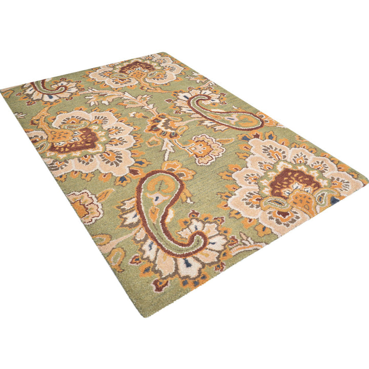 Hand Tufted Wool Floral Rug
