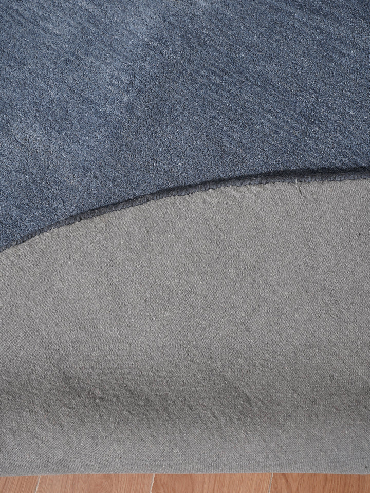 Hand Tufted Wool Area Rug Contemporary Blue K00201