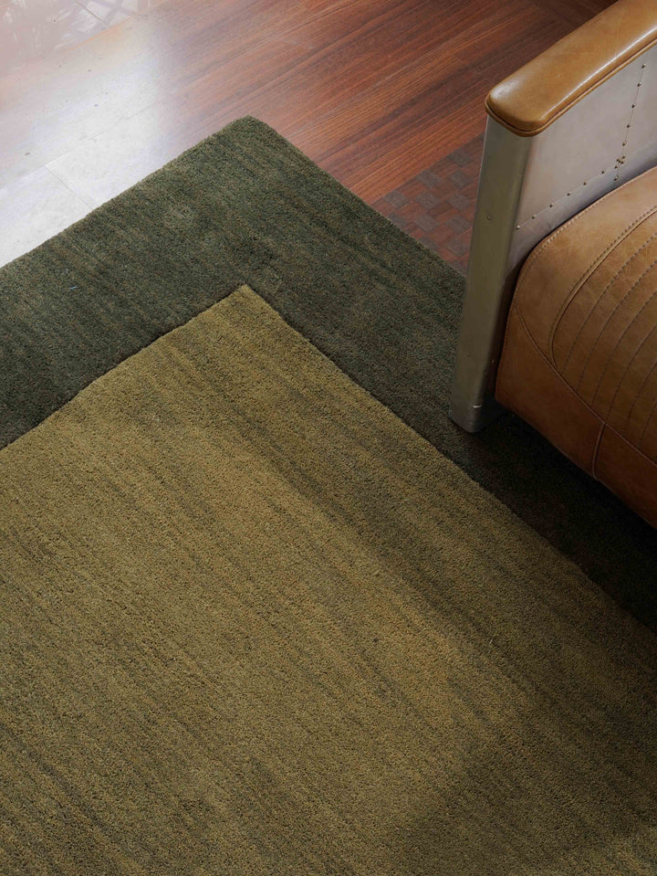 Hand Tufted Wool Area Rug Contemporary Blue K00201
