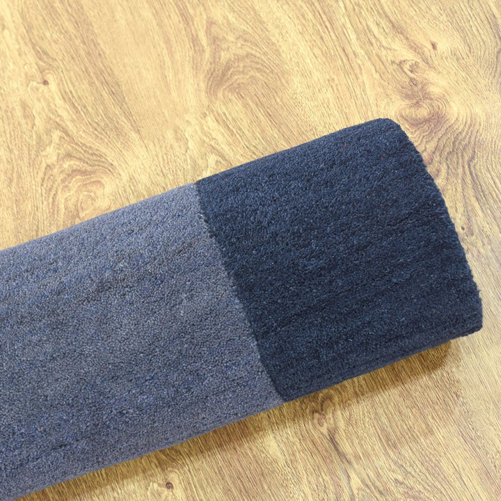 Hand Tufted Wool Area Rug Contemporary Blue K00201
