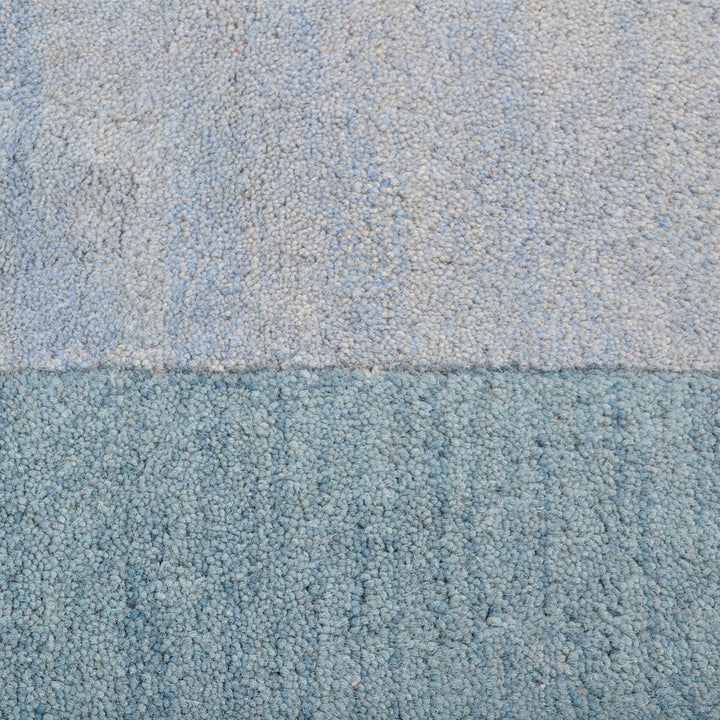 Hand Tufted Wool Area Rug Contemporary Blue K00201