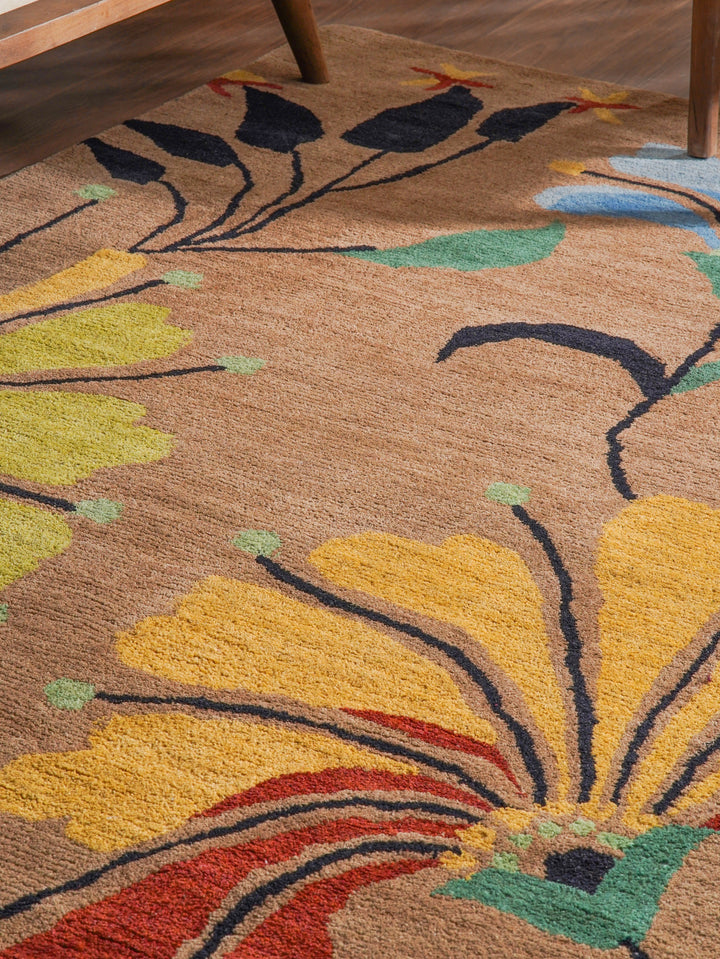 Hand Tufted Camel Wool Floral Rug