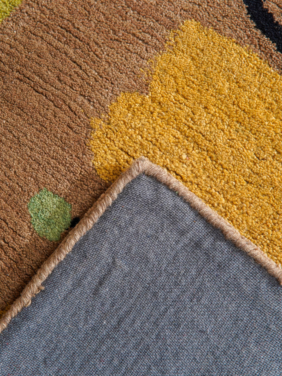 Hand Tufted Camel Wool Floral Rug