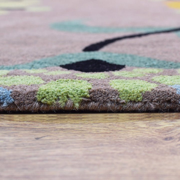 Hand Tufted Camel Wool Floral Rug