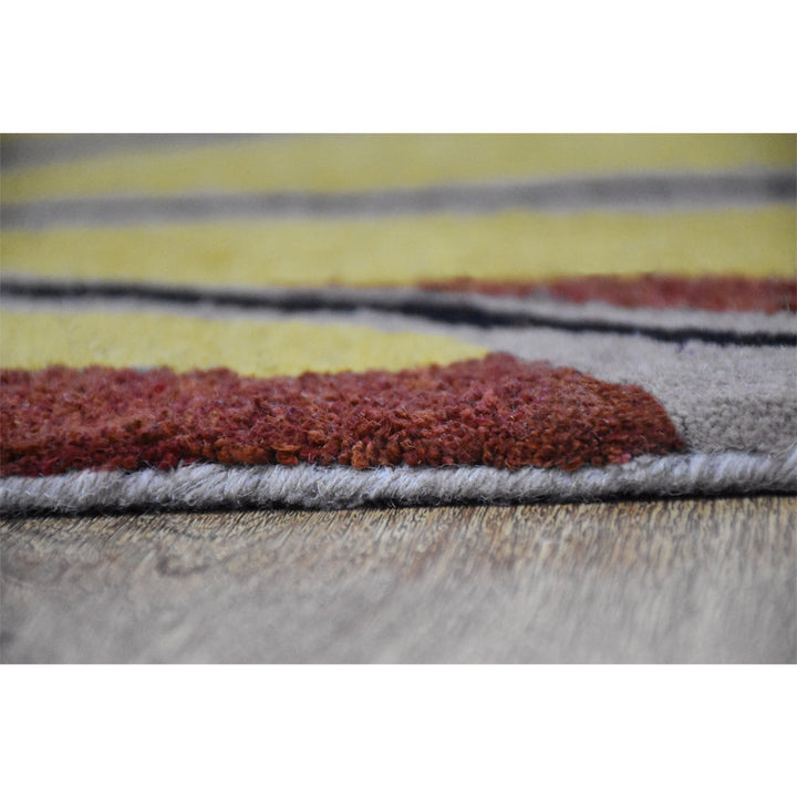Hand Tufted Camel Wool Floral Rug