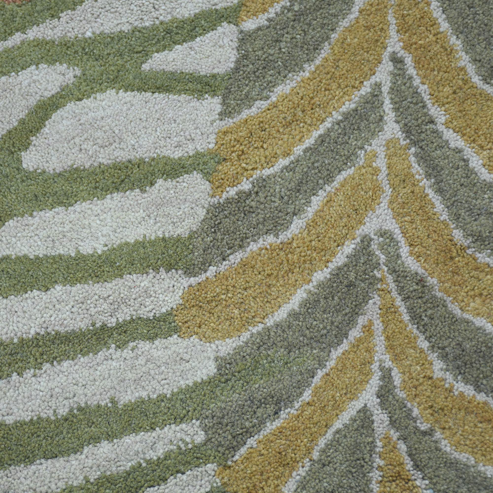Hand Tufted Wool Area Rug Floral Cream K00300