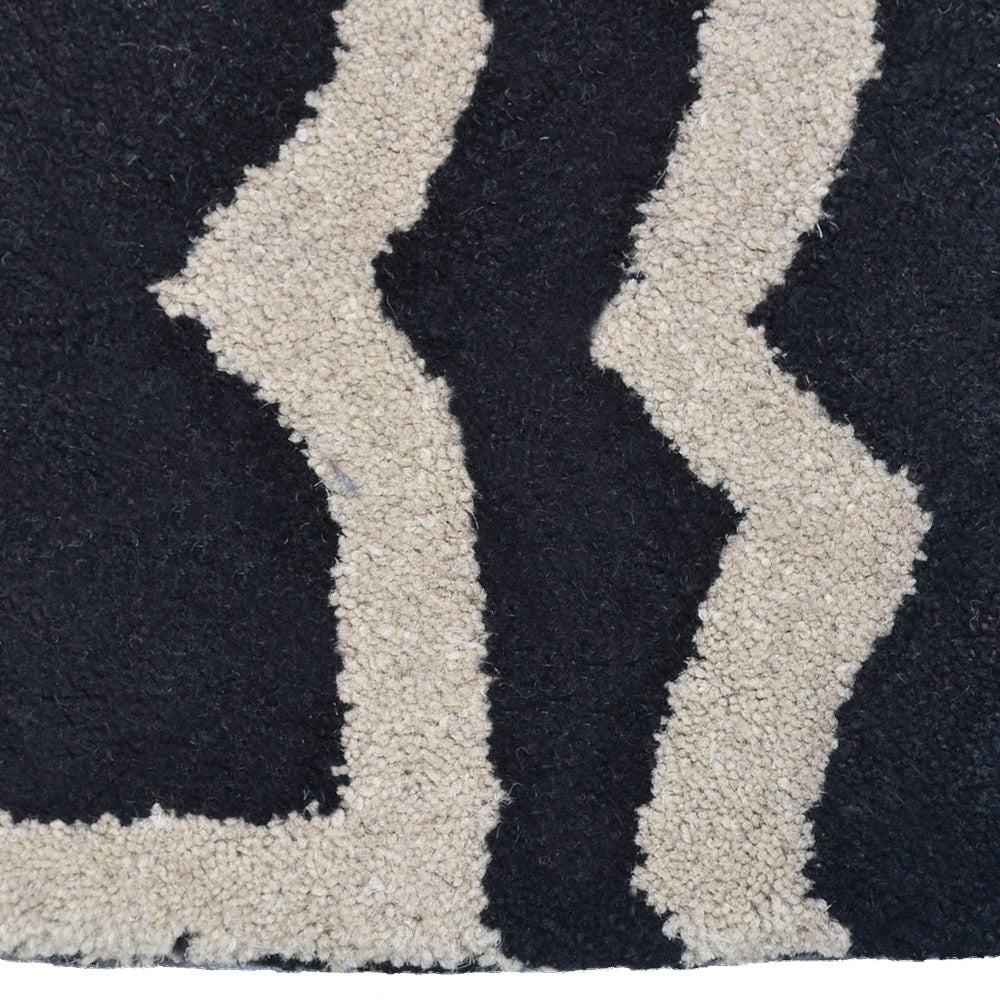 Hand Tufted Wool Area Rug Geometric Black White K00302
