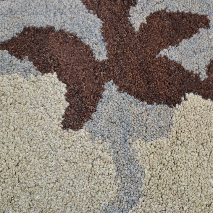 Hand Tufted Wool Area Rug Floral Gray White K00511