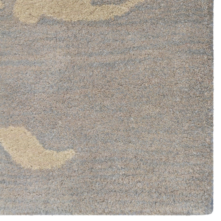 Hand Tufted Wool Area Rug Floral Gray White K00511