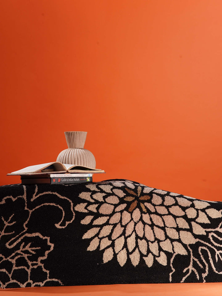 Hand Tufted Black Wool Floral Rug