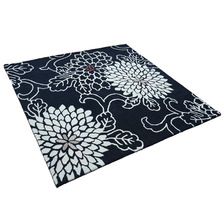 Hand Tufted Black Wool Floral Rug