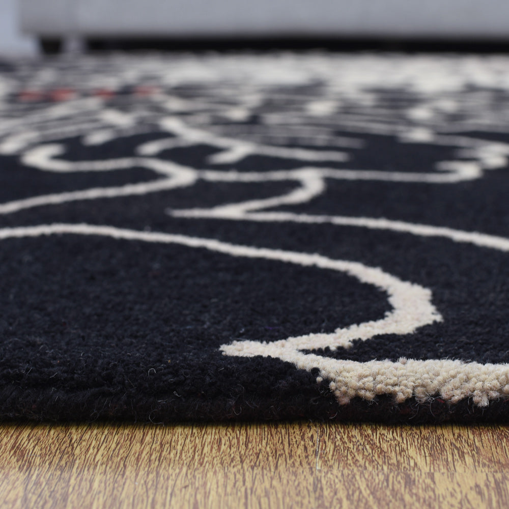 Hand Tufted Black Wool Floral Rug