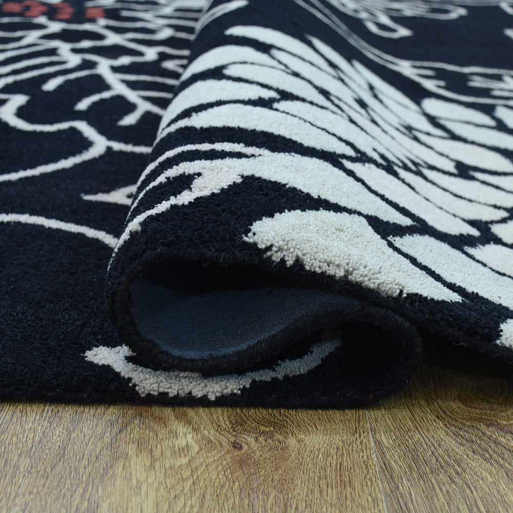 Hand Tufted Black Wool Floral Rug