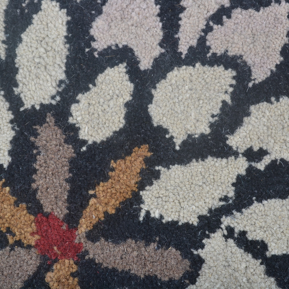 Hand Tufted Black Wool Floral Rug