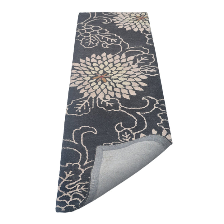 Hand Tufted Black Wool Floral Rug