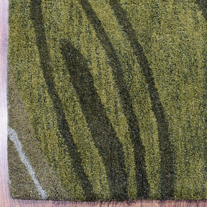 Hand Tufted Green Wool Abstract Rug