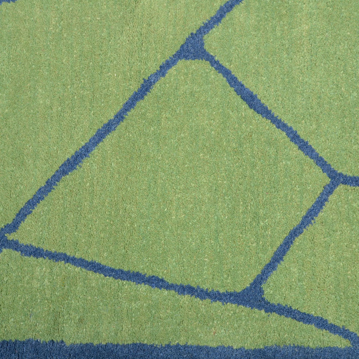 Hand Tufted Wool Area Rug Contemporary Green K00692