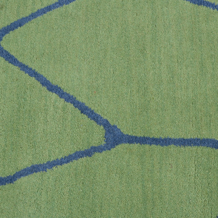 Hand Tufted Wool Area Rug Contemporary Green K00692