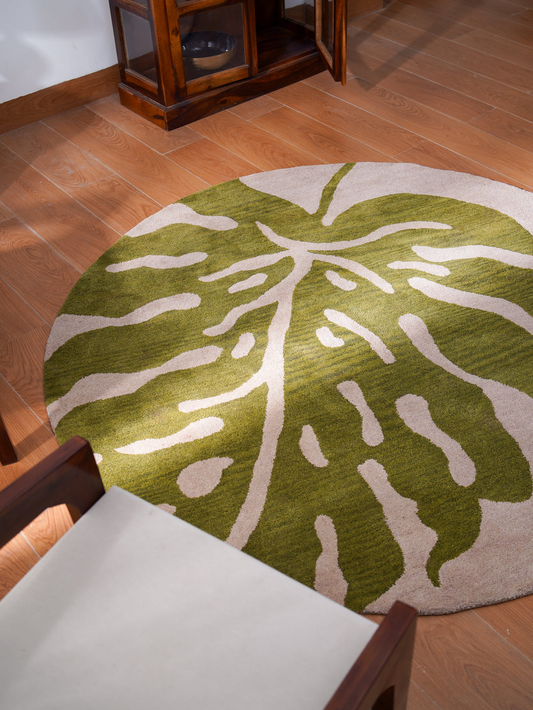 Hand Tufted Beige Green Wool Floral Rug