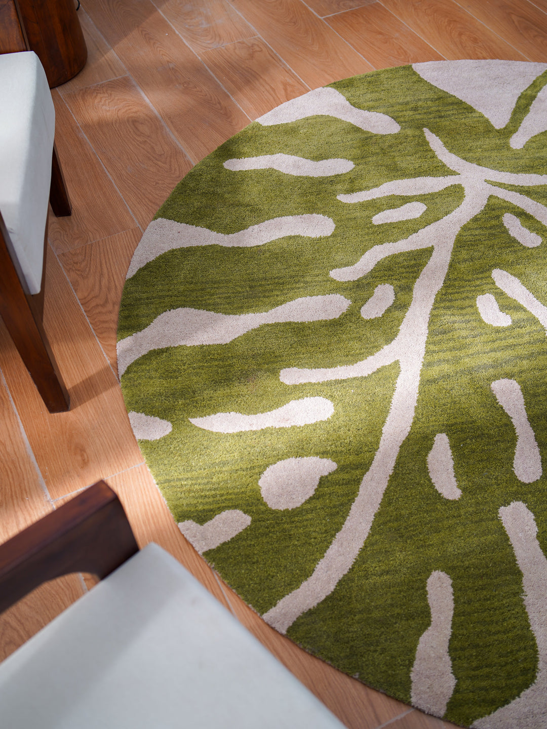 Hand Tufted Beige Green Wool Floral Rug