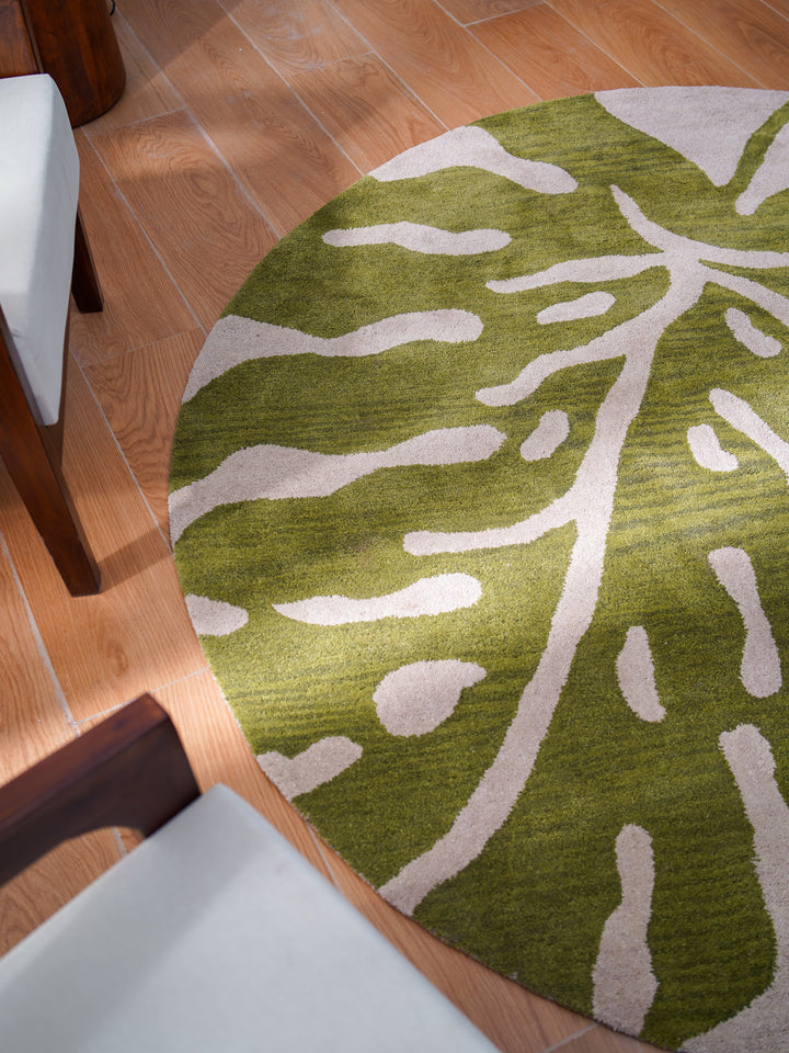 Hand Tufted Beige Green Wool Floral Rug