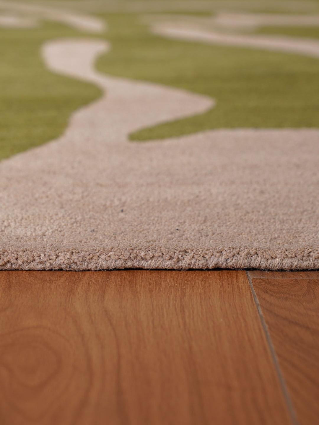 Hand Tufted Beige Green Wool Floral Rug