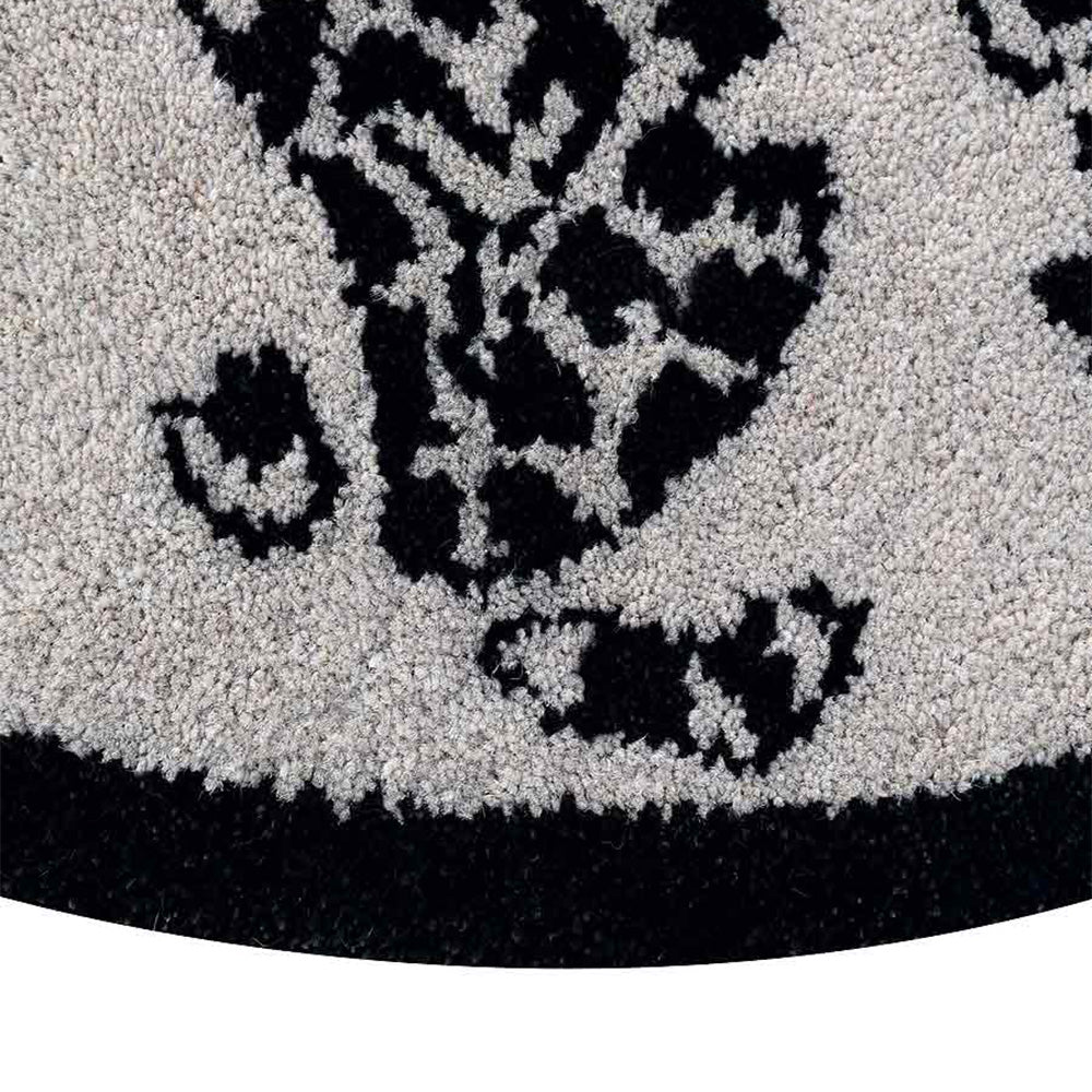 Cream & Black Hand-Tufted Wool Kids Rug – World Map Round Design