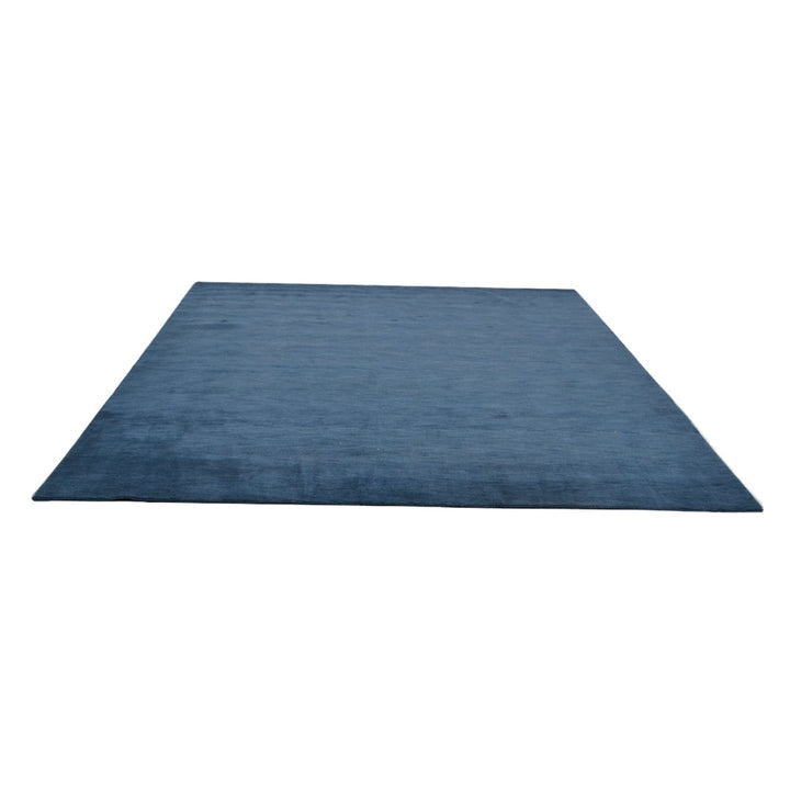Premium Hand-Knotted Wool Area Rug – Solid Texture