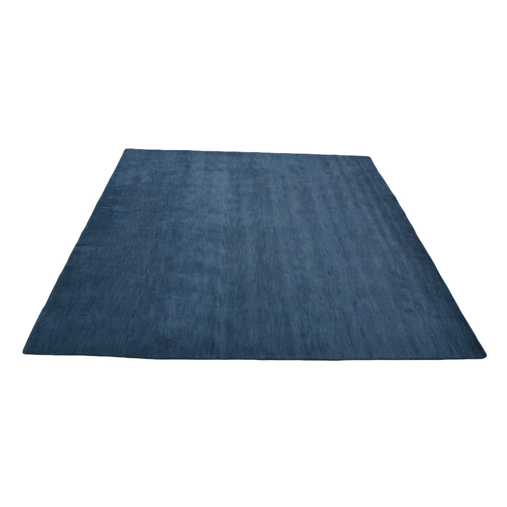 Premium Hand-Knotted Wool Area Rug – Solid Texture