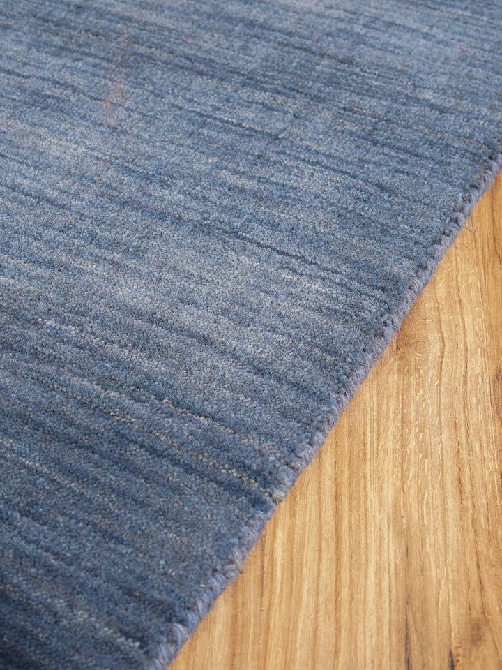 Premium Hand-Knotted Wool Area Rug – Solid Texture