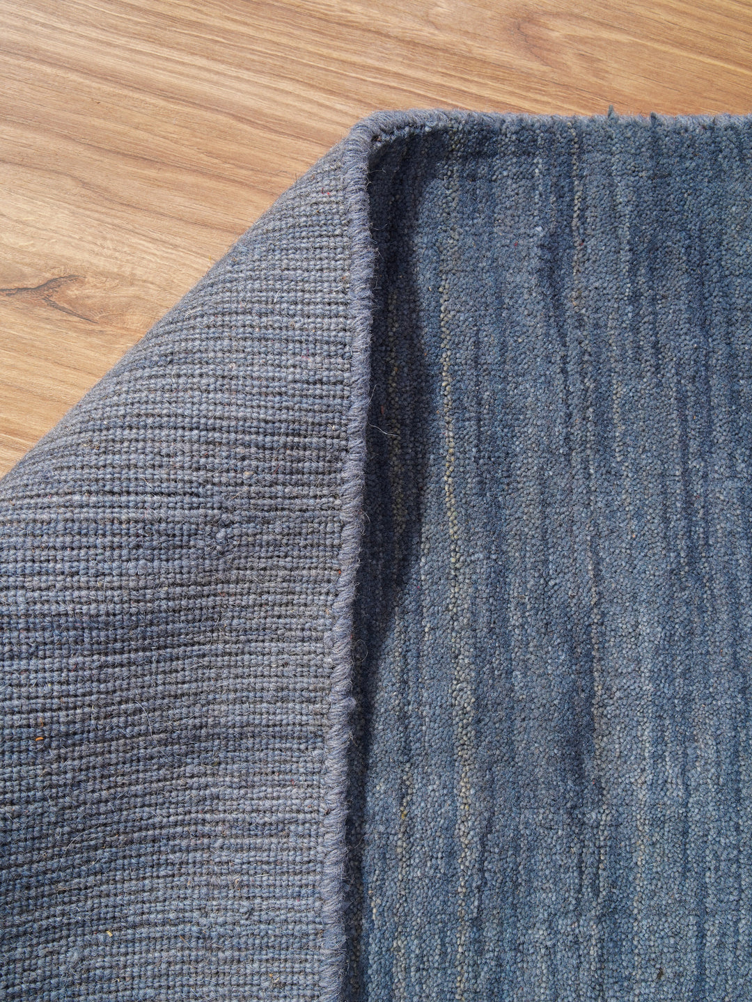 Premium Hand-Knotted Wool Area Rug – Solid Texture