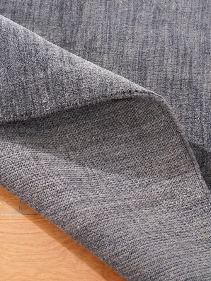 Modern Hand-Knotted Wool Rug – Solid Design