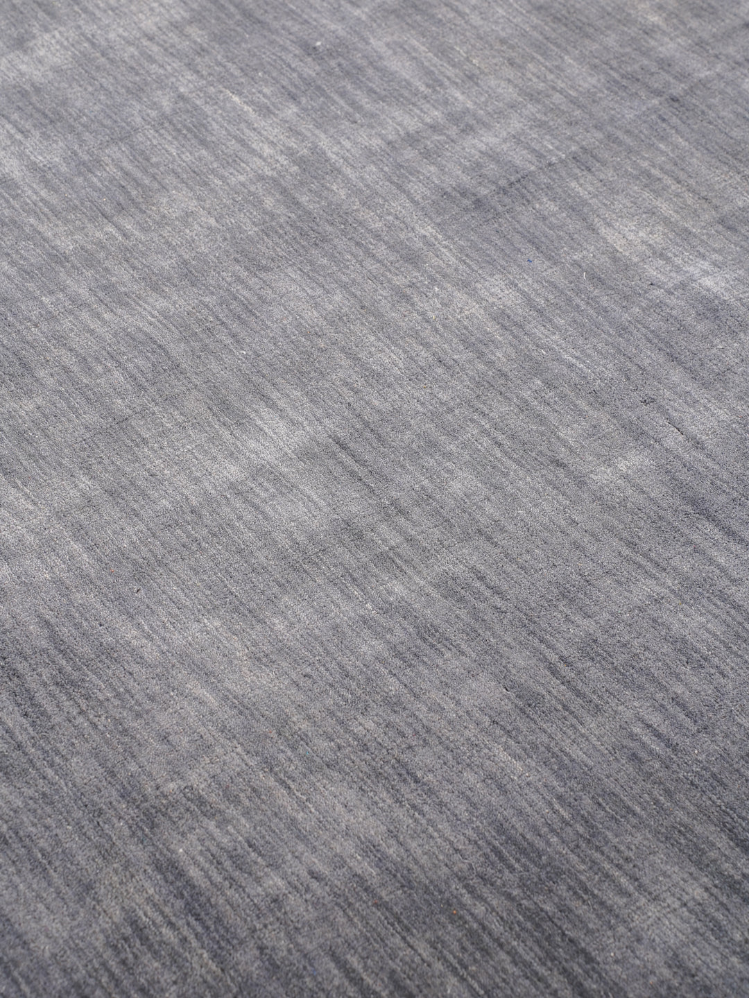 Modern Hand-Knotted Wool Rug – Solid Design