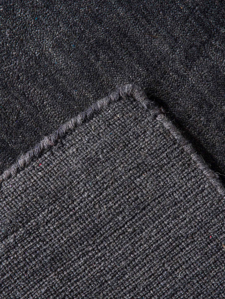 Modern Hand-Knotted Wool Rug – Solid Design
