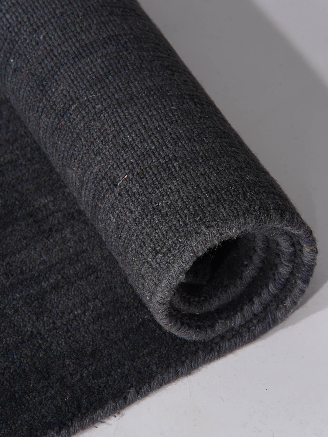 Modern Hand-Knotted Wool Rug – Solid Design